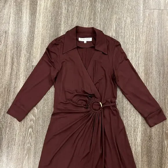 EUC Trina Turk Mahalo Burgundy Jersey Wrap Dress Size 8 Long Sleeve Knee Length - Picture 3 of 15